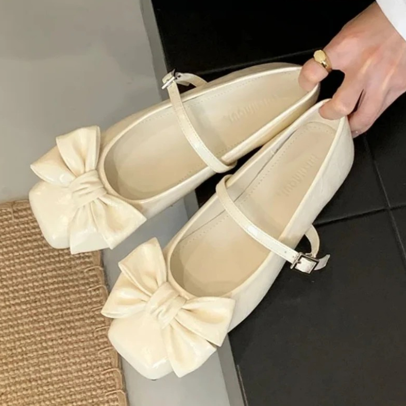 Women Shoes Branded - Sepatu Pumps Wanita Desain Pita Lucu