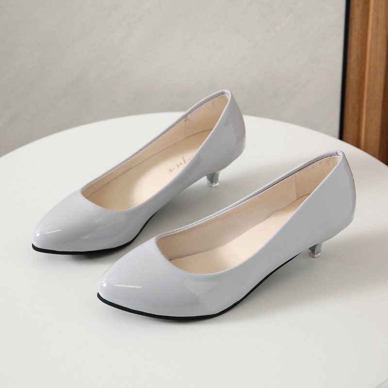 Sepatu wanita hak sedang ukura - Women'S Shoes Professional ulasan dan harga
