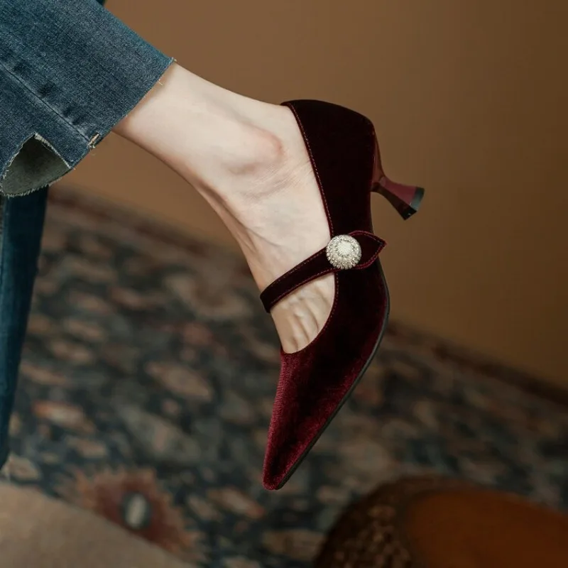 Sepatu Mary Jane Wanita Vintag - Women Shoes Heels ulasan dan harga