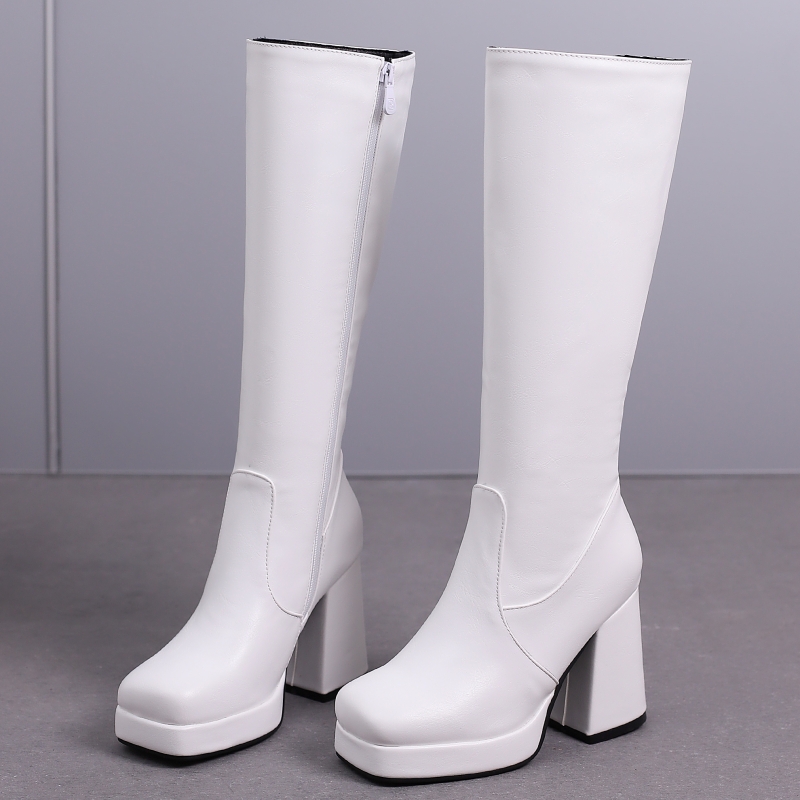 Sepatu Bot Tinggi Wanita Putih - Zip Up Boots Short ulasan dan harga