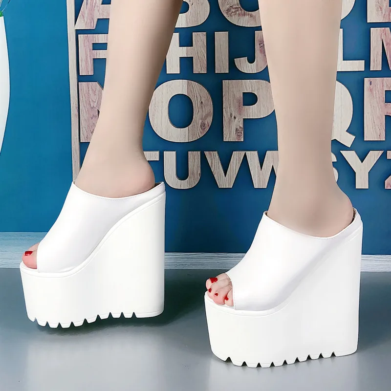 Sepatu Wedge Platform Rivet Se - Women Shoes Branded ulasan dan harga