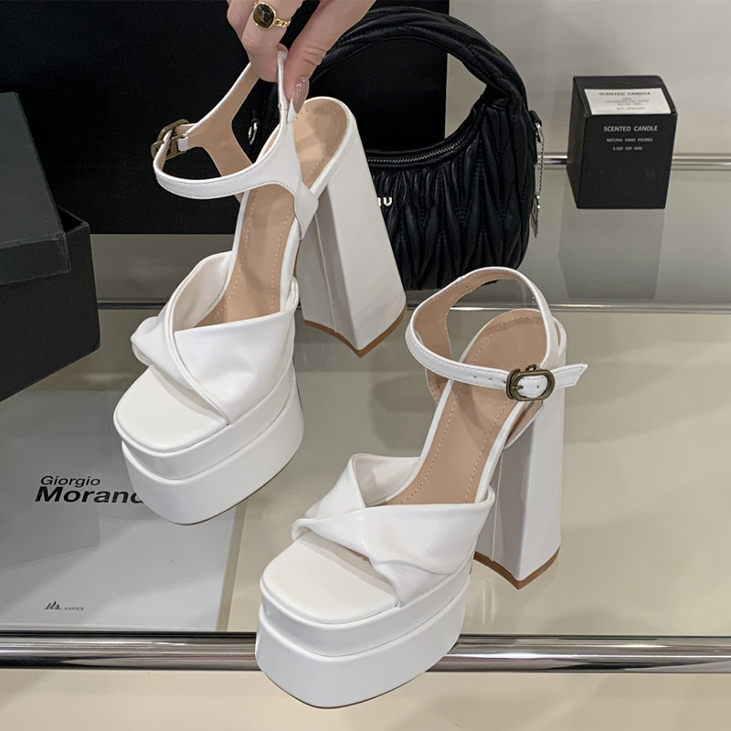Sandal Gladiator Wanita Wedges - Wedge Heeled Sneaker ulasan dan harga