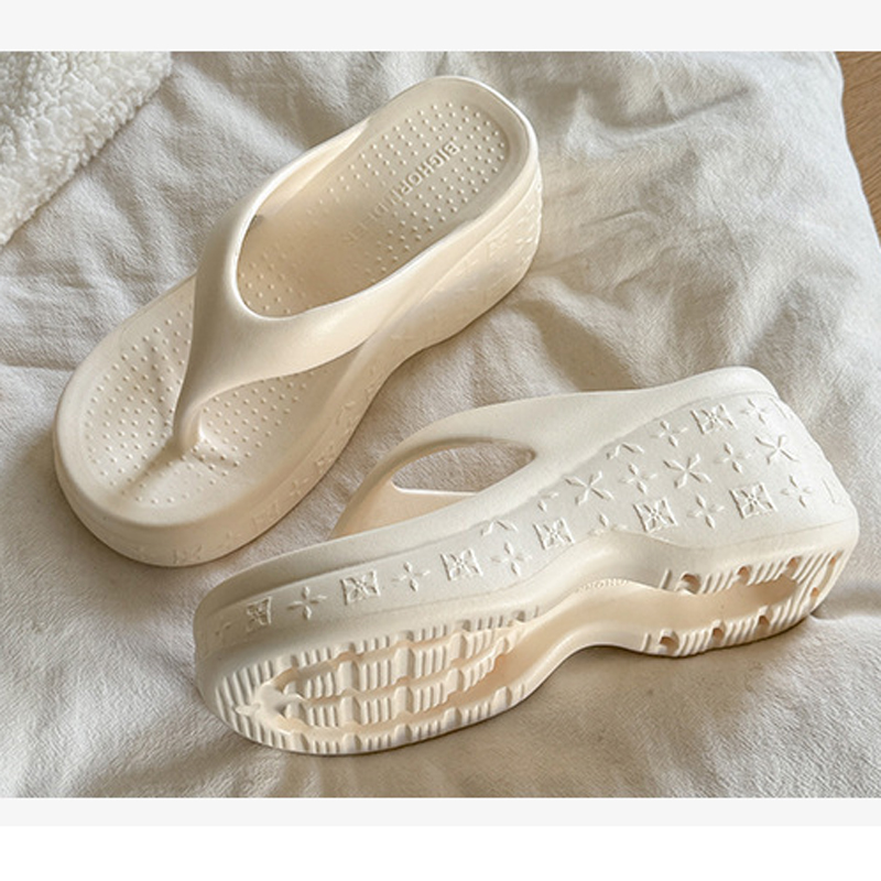 Sendal Jepit Wanita, Sandal We - Wedge Heeled Sneaker ulasan dan harga